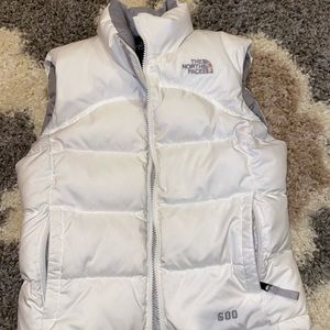 Girls size small north face white vest